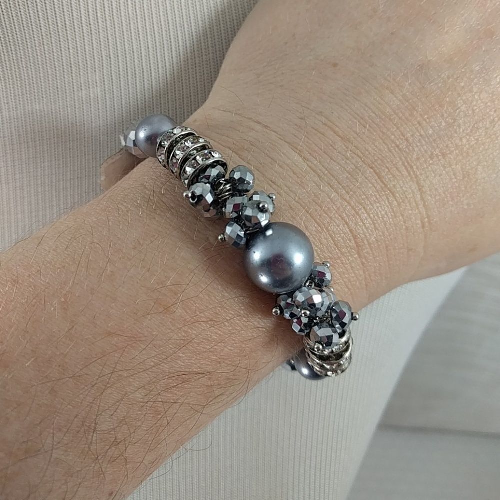 Based silver bracelet (G1)